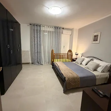 Ambra Apartment *